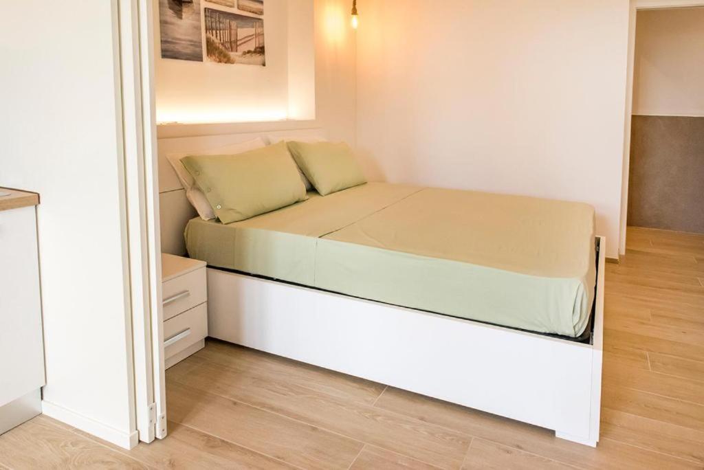 P010 - Porto Recanati, Nuovo Monolocale Fronte Mare Ngoại thất bức ảnh