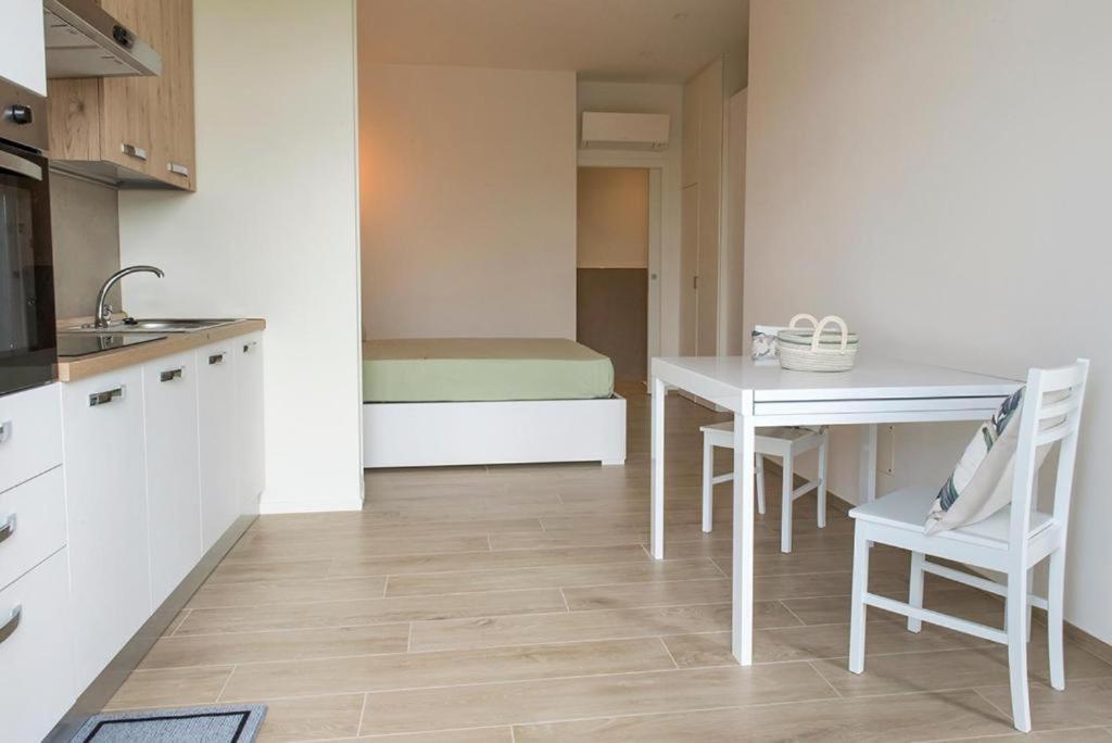 P010 - Porto Recanati, Nuovo Monolocale Fronte Mare Ngoại thất bức ảnh